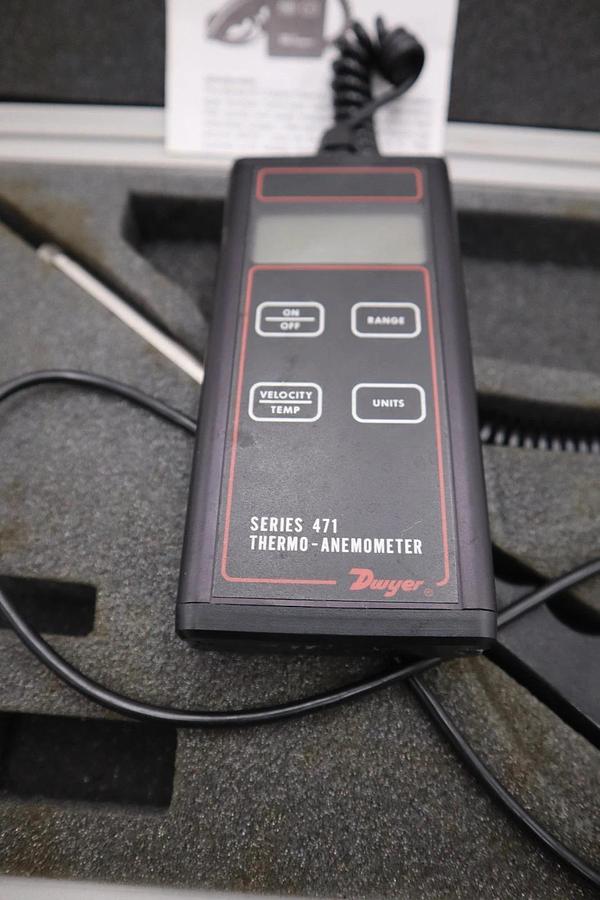 Used Dwyer Series 471 Digital Thermo Anemometer  AS PICTURED STOCK H437