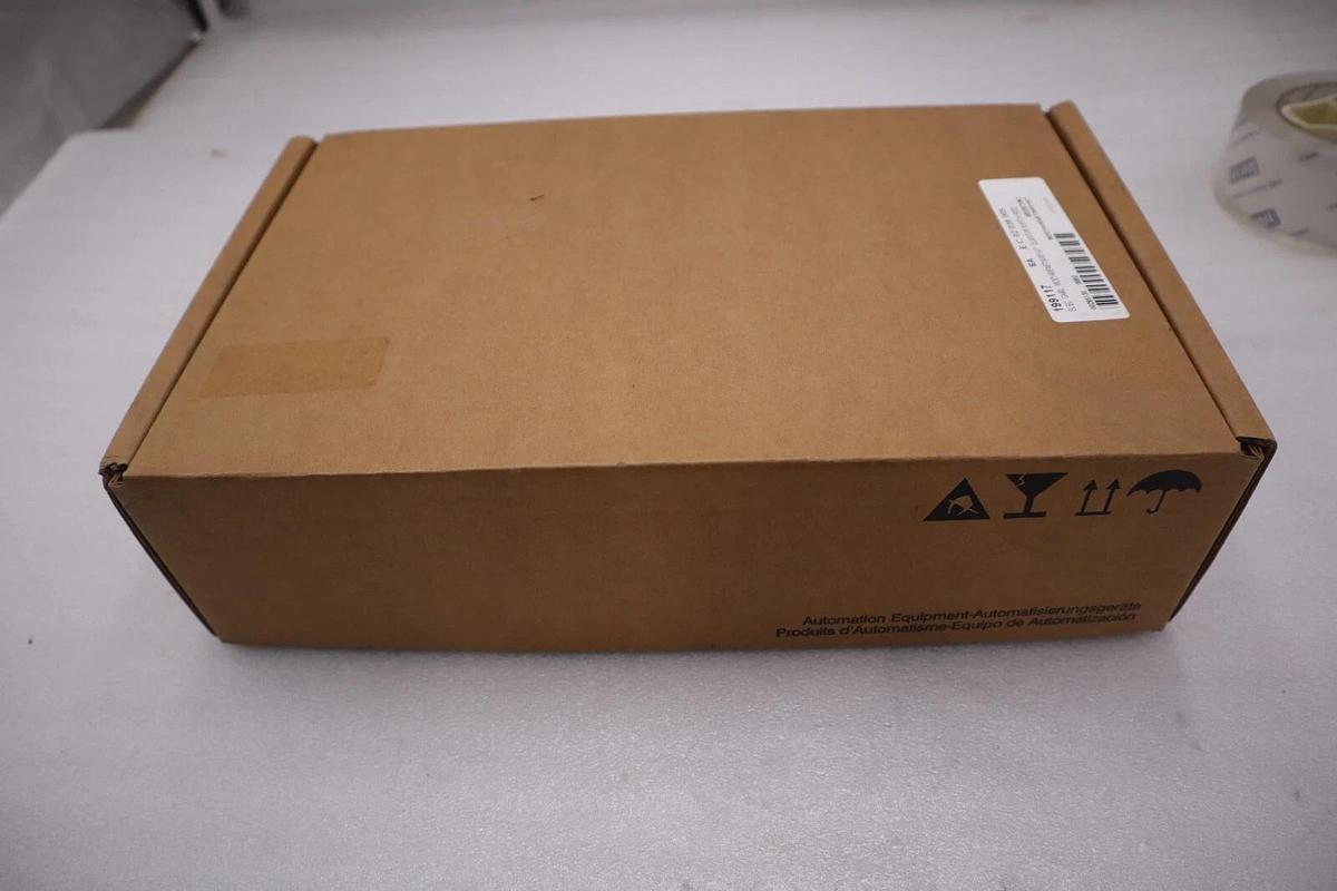 SCHNEIDER ELECTRIC 140ENETSW01IAT / 140ENETSW01IAT (NEW IN BOX) STOCK G491