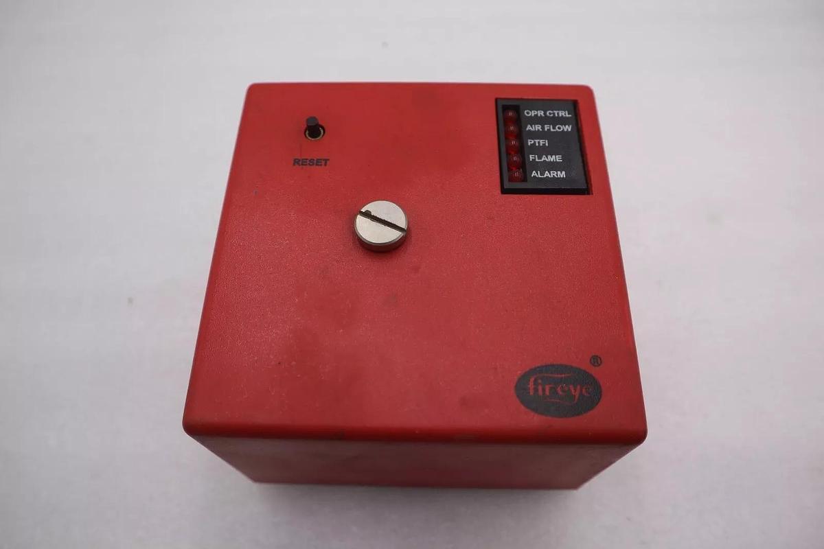 Used Fireye MC120 Chassis  Fire Burner Control Program Module MP100 STOCK K-2838