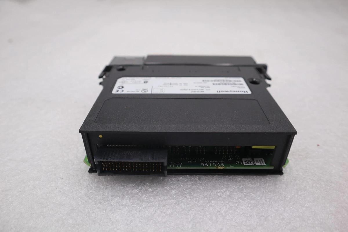 Used TC-IAH061 frn 1.9  Honeywell Analog Input TC-IAH061 STOCK K-513