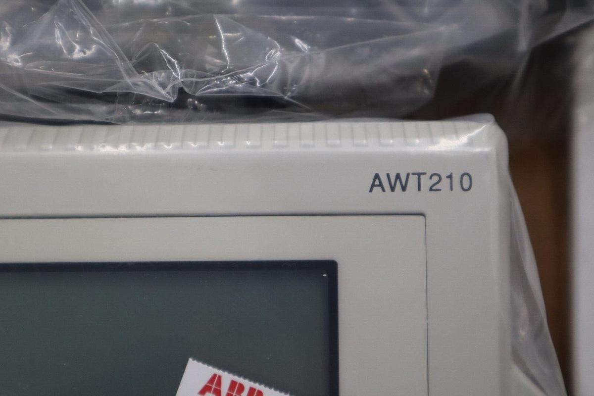 ABB AWT210 AWT210A2C4H1E6-A1-U3-M5 / AWT200062 2 WIRE TRANSMITTER CONTROL #G149A