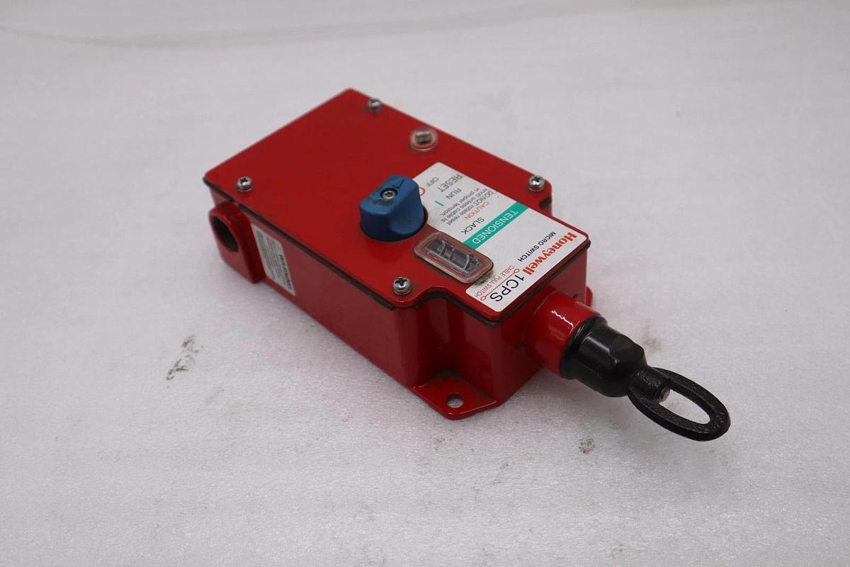 NEW OPEN BOX HONEYWELL MICRO SWITCH 1CPS CABLE PULL SWITCH STK CC164