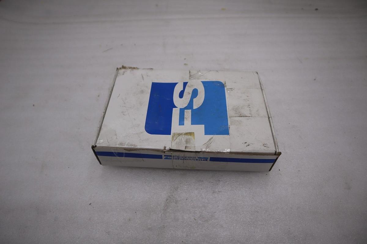 Used FERRAZ SHAWMUT A70Q200-4 200A 600V QTY: 5 BOX OF 5 NEW STOCK 5827A