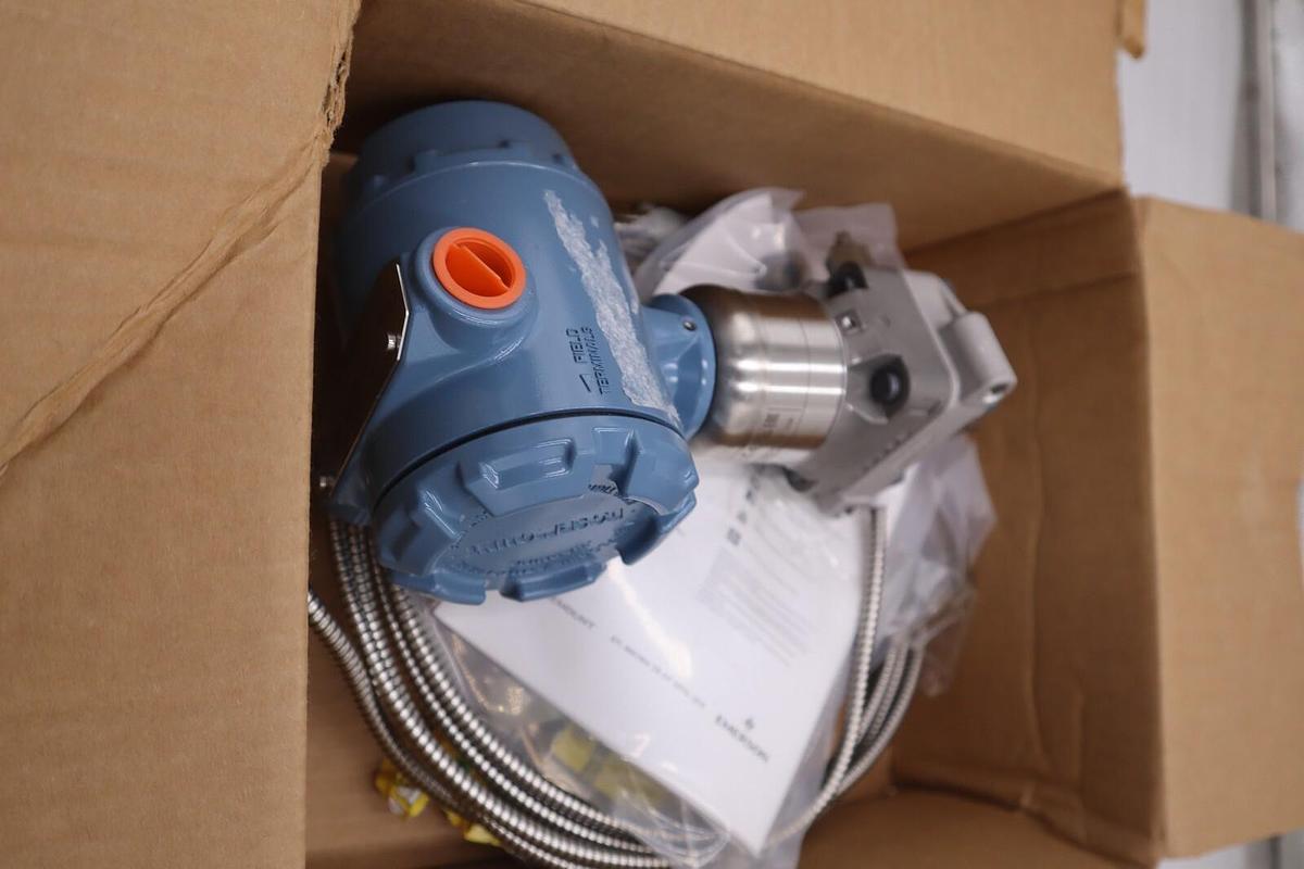 Used Rosemount 3051S / 3051S2CD4A5B11A1ABM5L1 Transmitter NEW #G246A