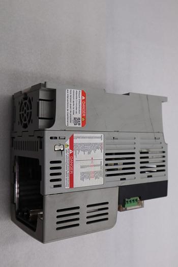 Used Allen Bradley 22D-D2P3N104 POWERFLEX-40 AC DRIVE 1.0HP SER A STOCK 1816