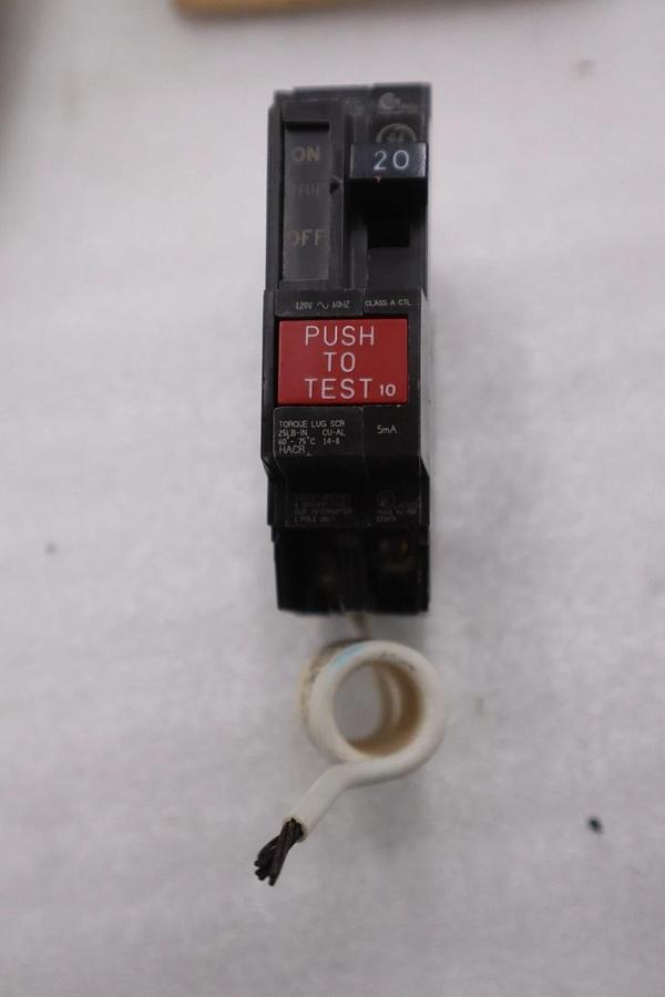 General Electric THQB1120GF Ground Fault Circuit Breaker - STOCK GF133A
