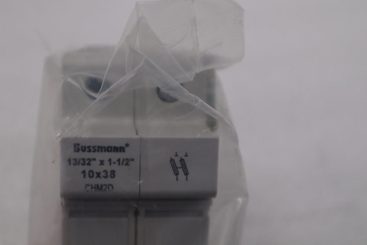 LOT OF 2 - Bussmann CHM2D 2 Pole Fuse Holder STOCK G638A