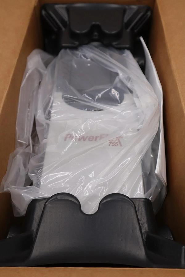 Allen Bradley 20G11ND022JA0NNNNN Powerflex 755 15 hp - NEW IN BOX - STOCK 1709CC