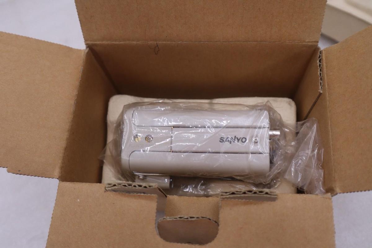 SANYO VCB-3424 VCB3424 B/W CCD Security Camera - NEW - STOCK GF1064