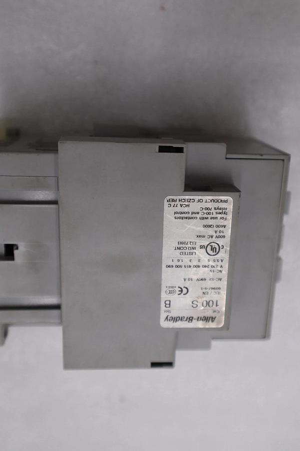 Used Allen Bradley 100-C30*00 100-C30D10 AB100C30D10 Ser C Contactor STK H1072A