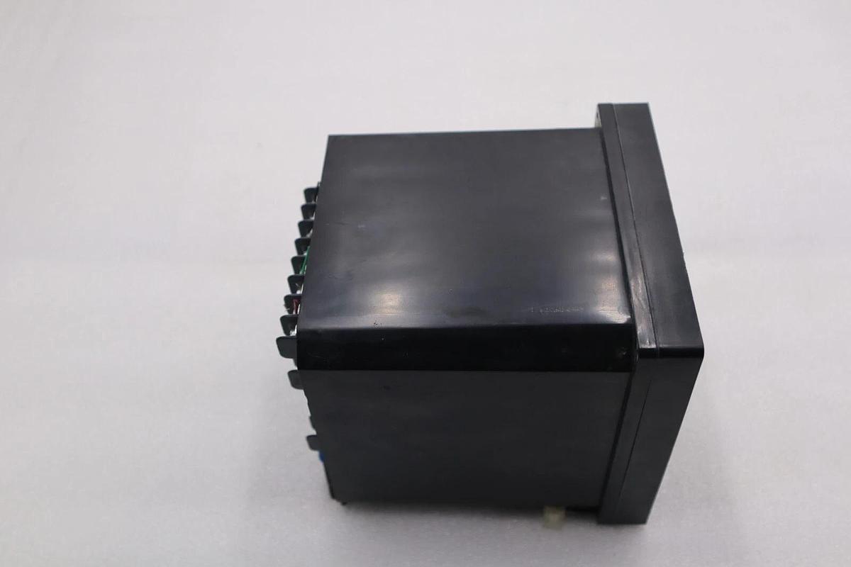 Used ROSEMOUNT ANALYTICAL 2054 CONDUCTIVITY ANALYZER STOCK #2000