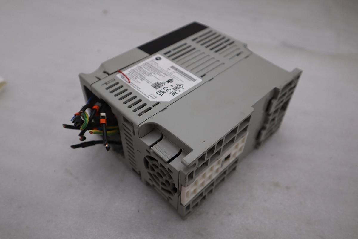 Used Allen-Bradley 22A-A4P5N104 Adjustable Frequency AC Drive, 240V, 1Ø, 4.5A, 0.75kW