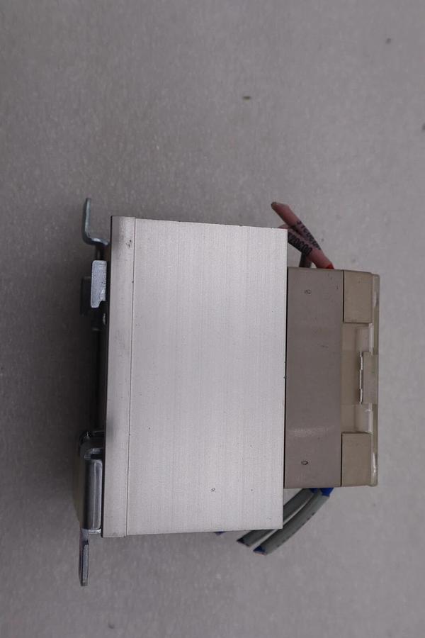 Used LOT OF 10 ALLEN BRADLEY 700-SH10GZ25 Solid State Relays Stock 2062