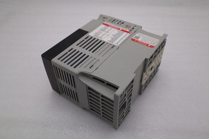 Used Allen Bradley 22A-D2P3N104 /A PowerFlex 4 AC Drive 1HP 3Ph 480V STOCK 5768