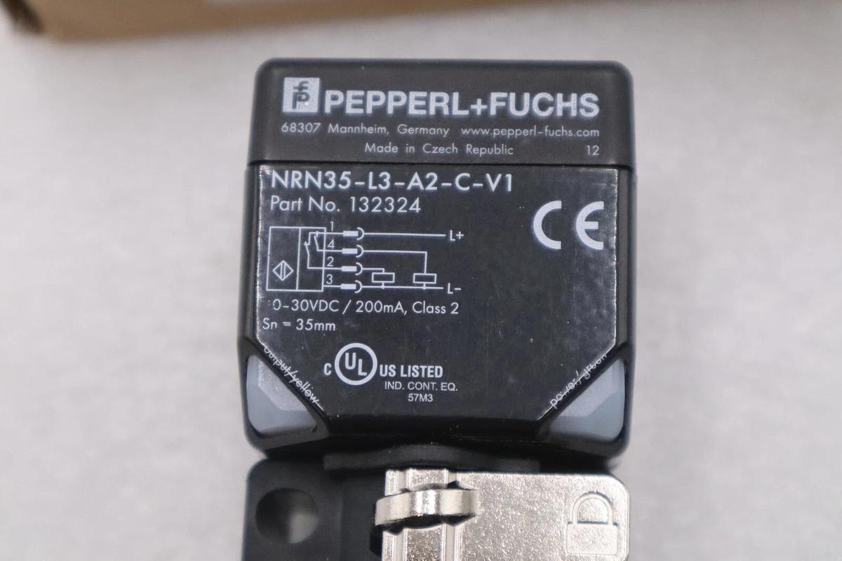 Used PEPPERL & FUCHS NRN35-L3-A2-C-V1 / NRN35L3A2CV1 (NEW IN BOX) STOCK G789A