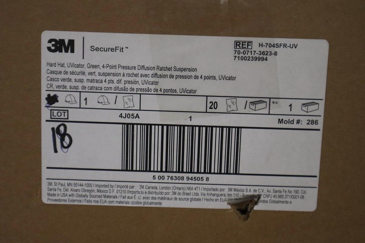 Used LOT OF 2 - 3M H-704Sfr-Uv Securefit(Tm) Hard Hat, Hdpe, 4 Point Ratchet - SGF87