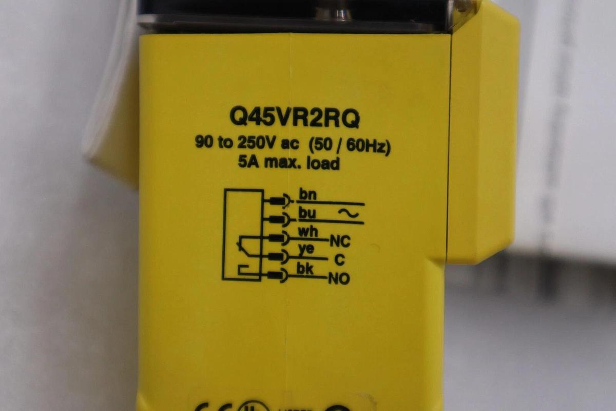 Used NEW BANNER Q45VR2RQ PHOTOELECTRIC RUGGED RECTANGLE SENSOR STOCK H491A