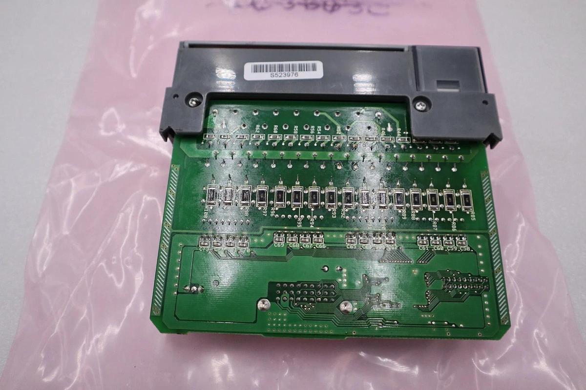 Used NEW OPEN BOX AB ALLEN BRADLEY 1746-IA16 SLC500 INPUT MODULE SERIES C STOCK H951A