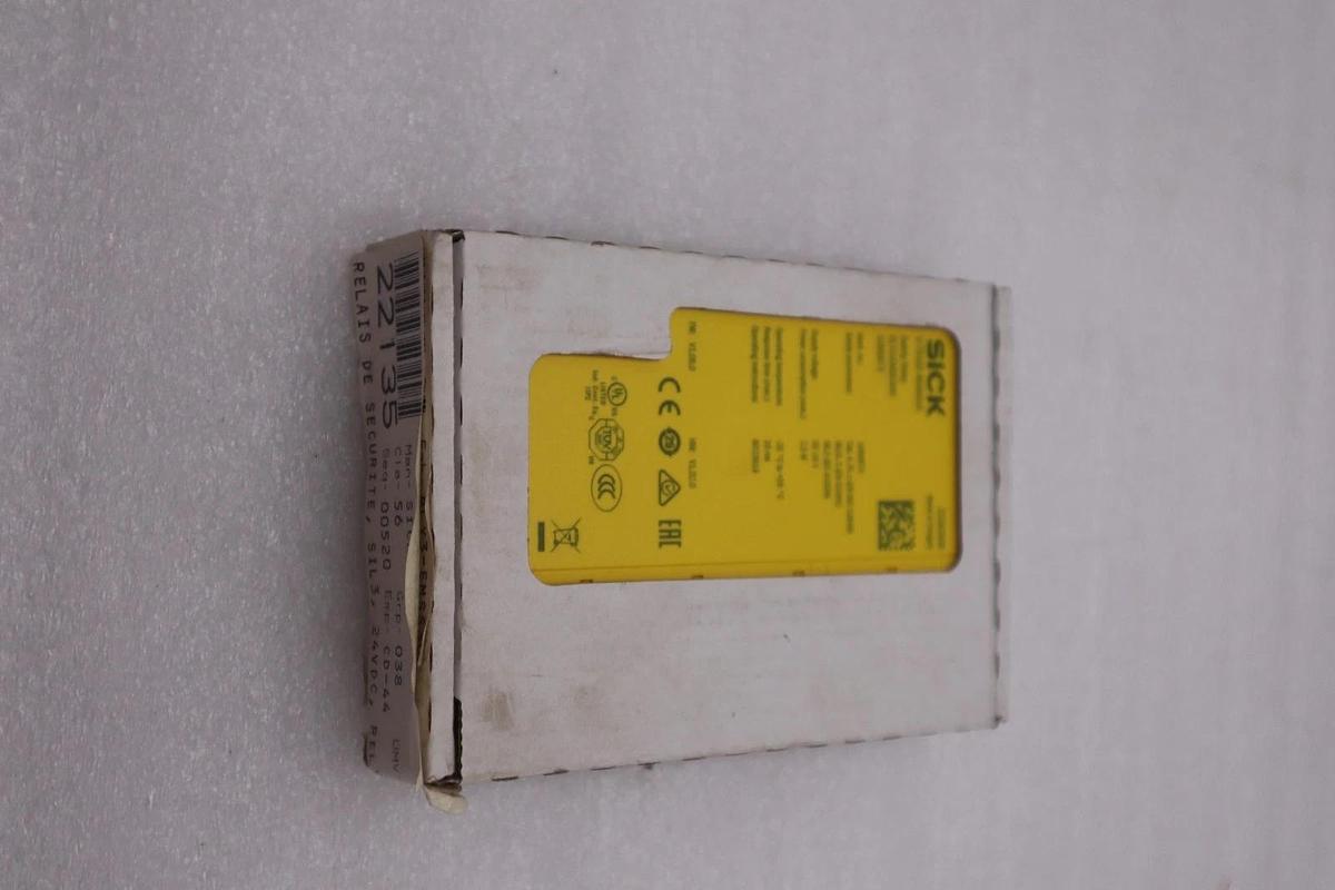 SICK RLY3-EMSS300 1099973 SAFETY RELAY NEW OPEN BOX STOCK K327A