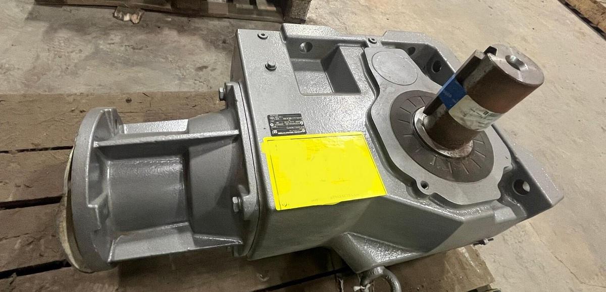 Used NORD DRIVESYSTEMS SK 9052.1 N210TC GEAR UNIT SK9052.1/N210TC NEW 2022