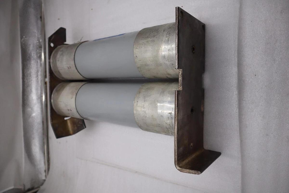 Used CUTLER HAMMER CLS-750 5CLS70-600E 2.75/5.5KV 600E AMP HIGH VOLTAGE FUSE #HS-12