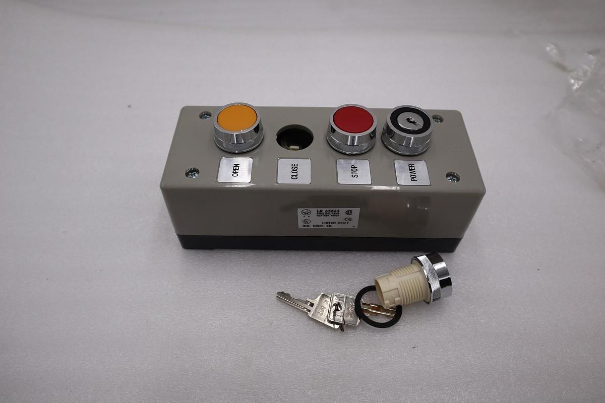 Used LR 63663 Enclosure #3 4Button Surface Mount Control Station STK H520A