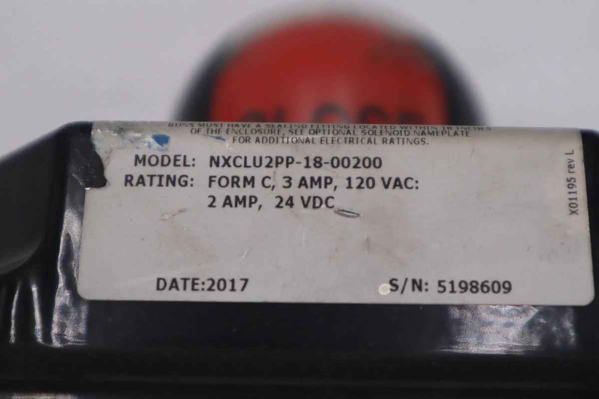 Used FLOWSERVE NXCLU2PP-18-00200/ M105 K55 90 ACTUATORS AND CONTRFOLS STOCK M-81