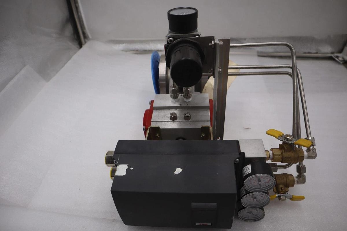 1 1/2" Bray 92630-11300532 Actuator W/ 6A6DR5-1200nn015KA4 Positioner NEW #5565