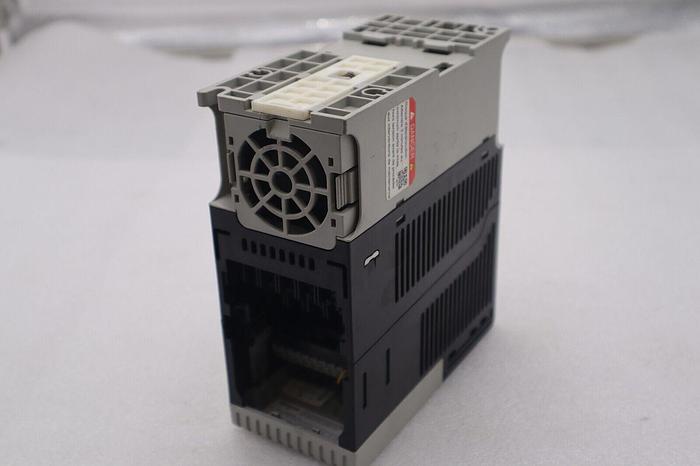 Used ALLEN BRADLEY 25B-D6P0N104 POWERFLEX 525 3HP DRIVE STOCK 819A