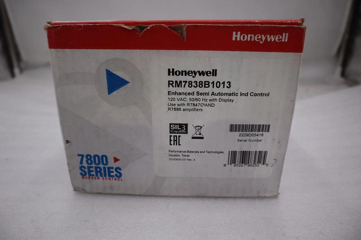 Used HONEYWELL RM7838B1013 ENHANCED SEMI AUTOMATIC IND CONTROL NEW WITH BOX #H268