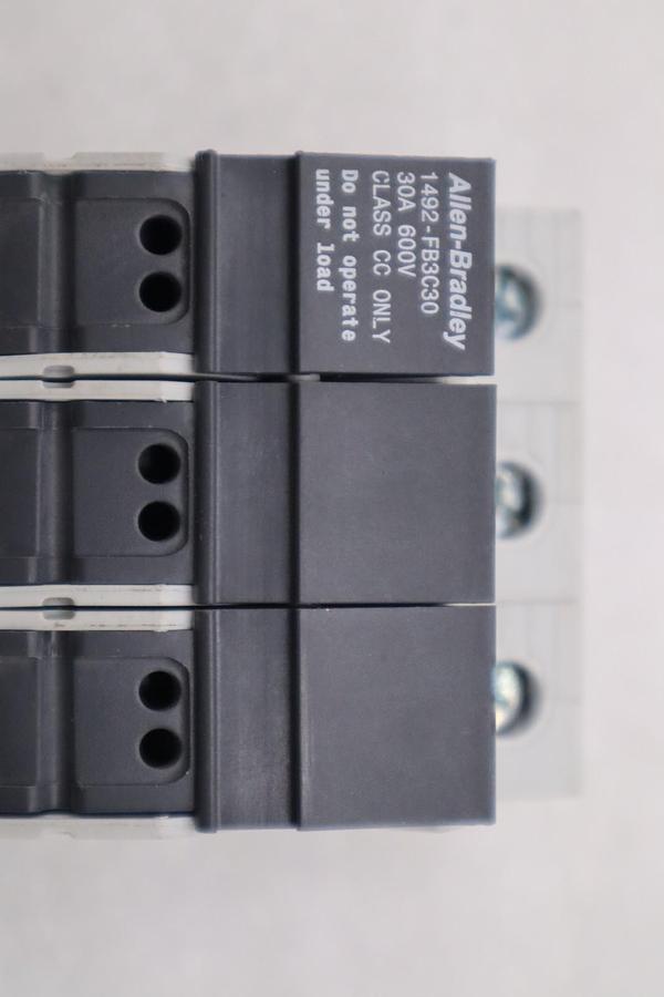 Used NEW OPEN BOX AB Allen-Bradley 1492-FB3C30 3-Pole Fuse Holder STK H1115A