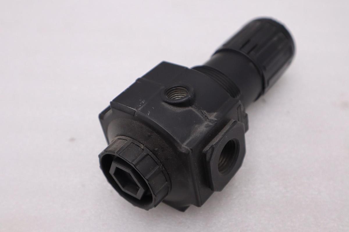 Used Norgren R74G-4AK-RMN 300PSIG Regulator STOCK H1168A