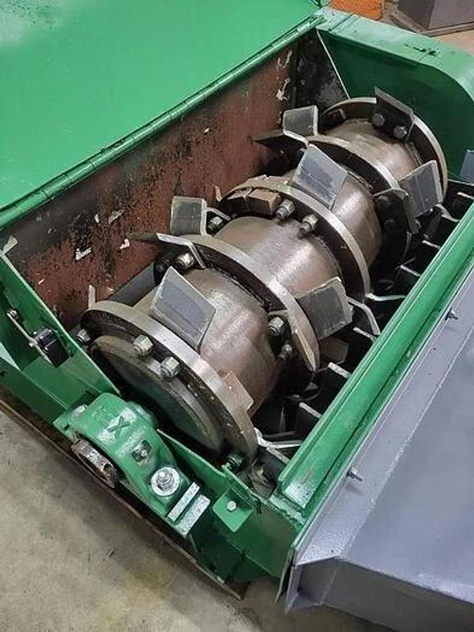 Used 38" WIDE BALEMASTER MODEL 1530-38 FLOOR SWEEP SHREDDER 30 HP MOTOR