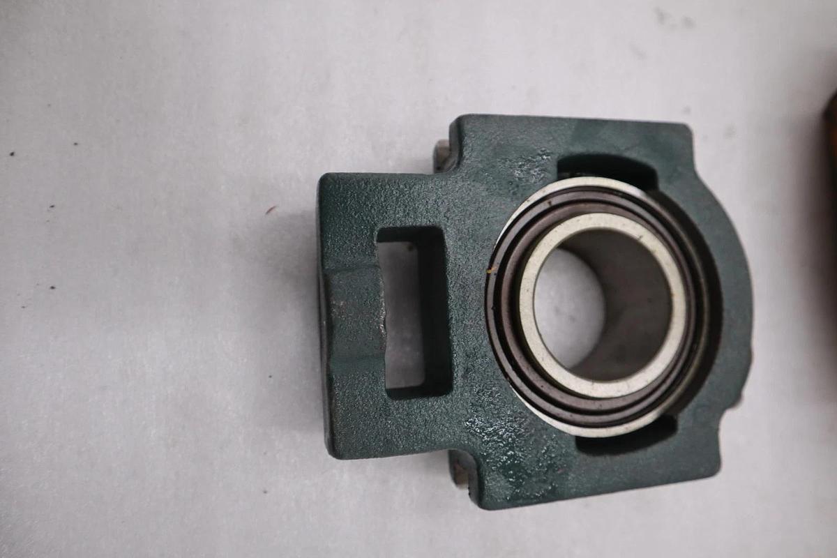 NEW OPEN BOX DODGE SC 1-15/16 BEARING STK CC201