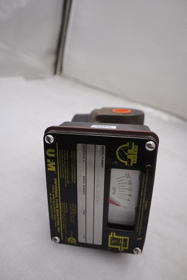 Used UNIVERSAL FLOW MONITORS MN-BSB20GM-6-32V1.0-A1XR FLOW METER - STOCK GF476