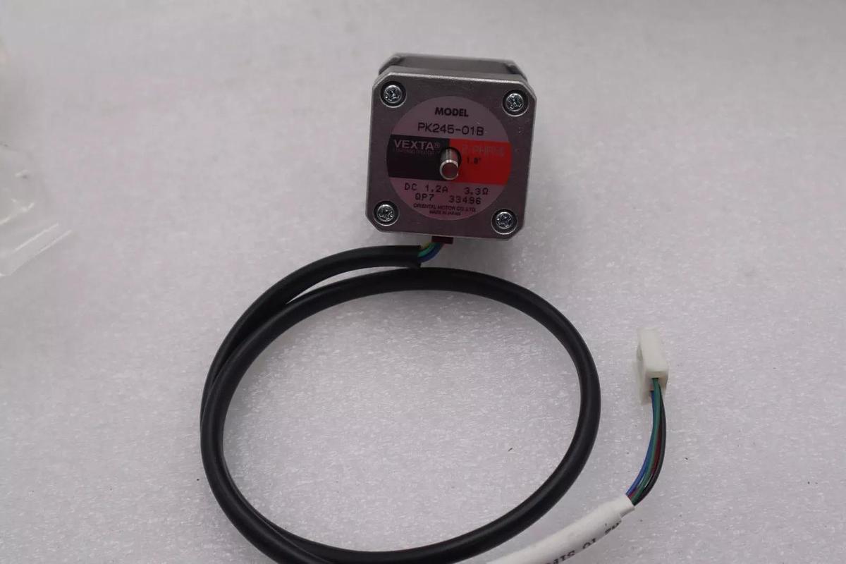 NEW VEXTA STEPPING MOTOR PK245-01B STOCK K-1843