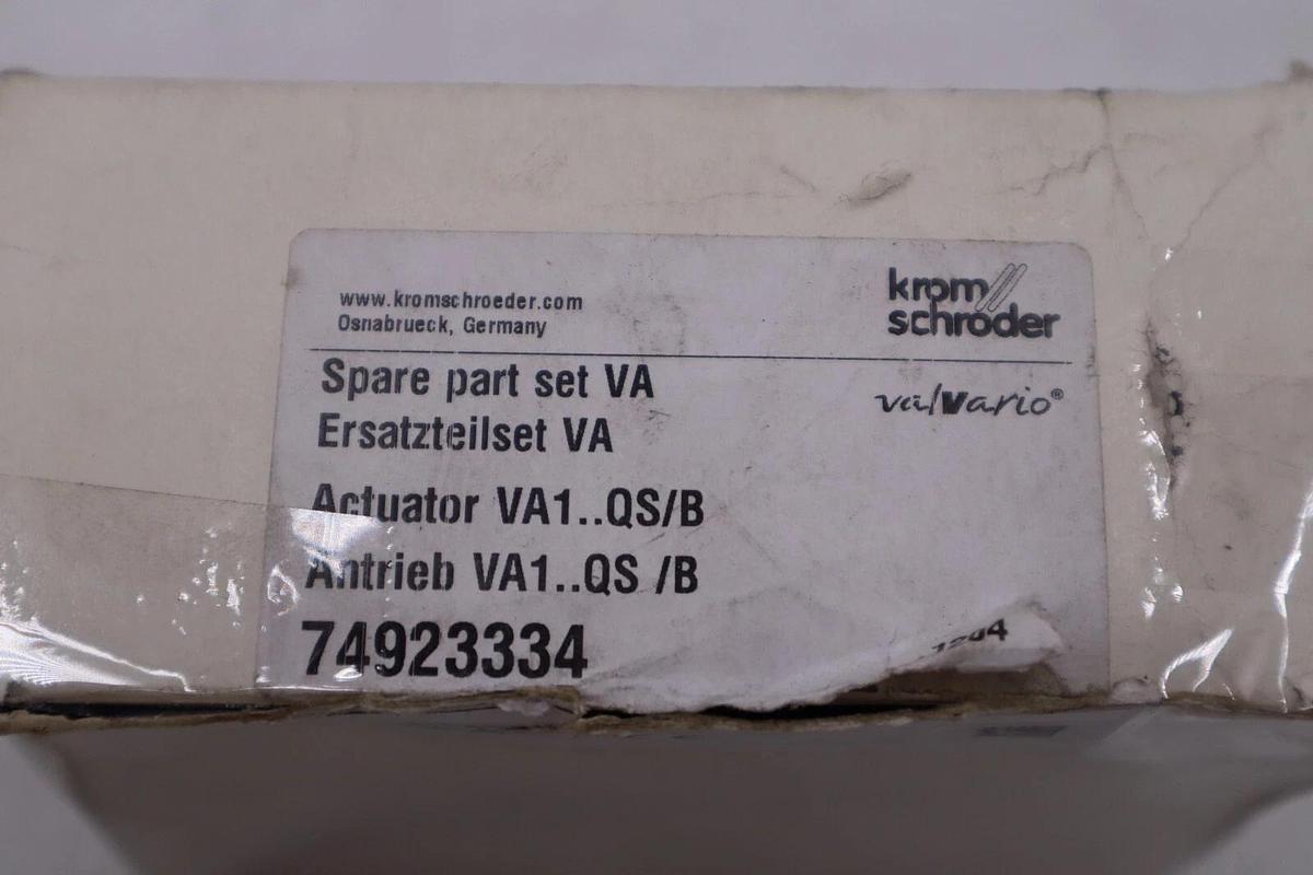 Used NEW HONEYWELL KROMSCHRODER 74923334 / 74923334 STOCK H652A