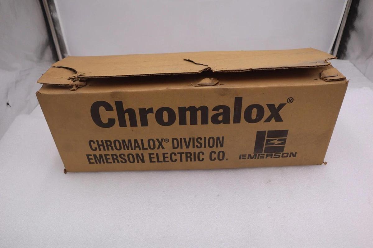 EMERSON CHROMALOX CIRCULATION HEATER QR10B230 STOCK #4354