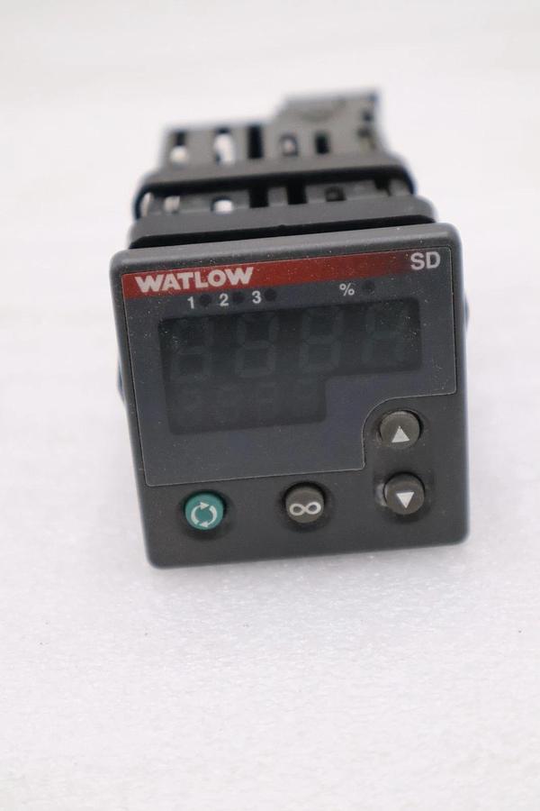 Used WATLOW SD6C-HKJA-AARG / SD6CHKJAAARG COUNTER STOCK L101C