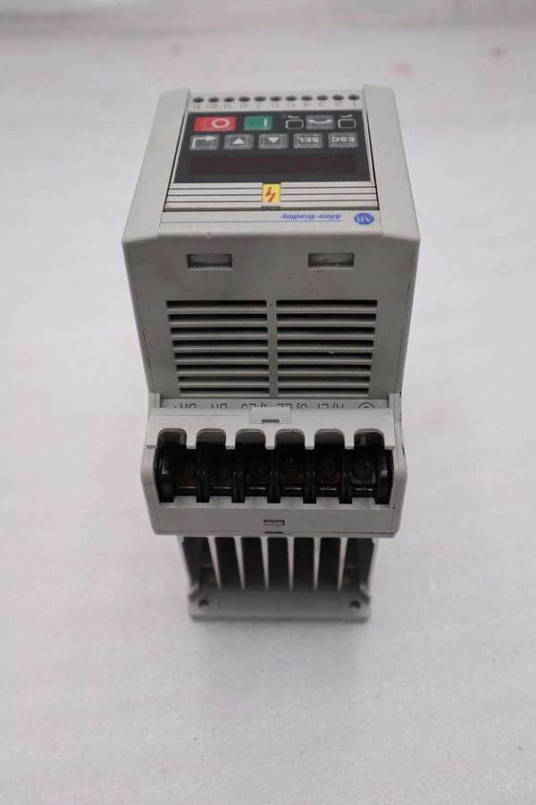 Used Allen Bradley 160-BA04PSF1 /C Speed Controller 1.5KW/ 2HP STOCK H1257