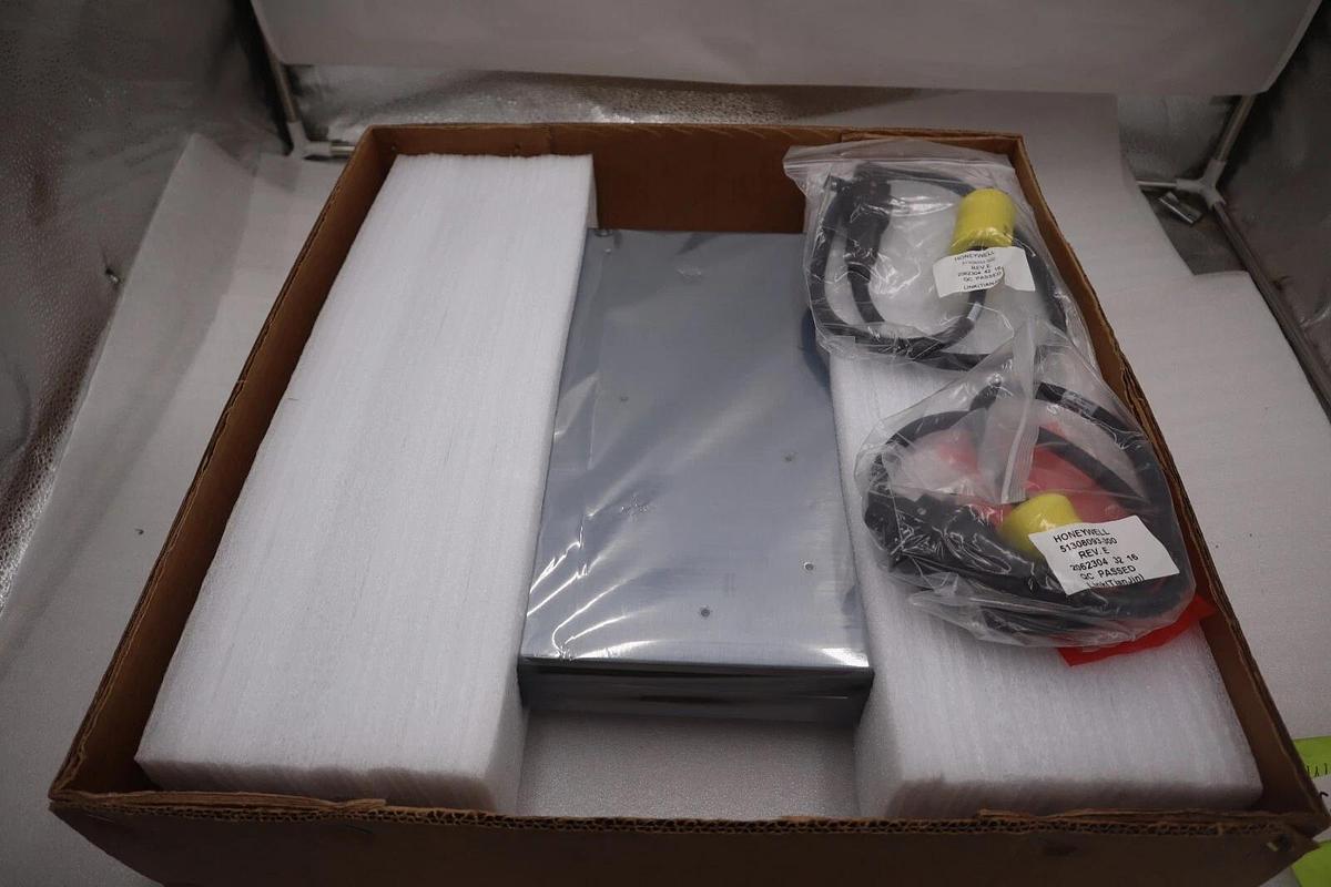 Used HONEYWELL 51201436-300 / 51201436300 POWER SUPPLY NEW IN BOX STOCK G366