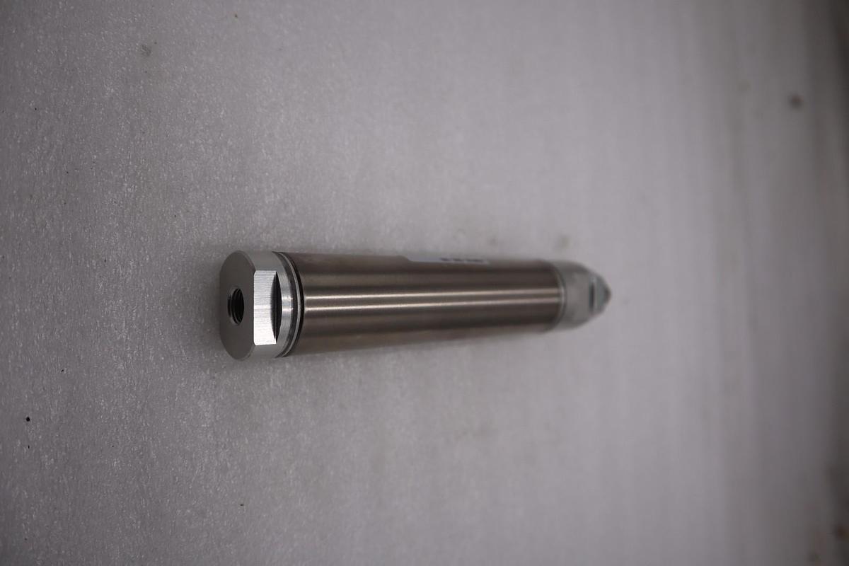 NEW SMC NCMB106-0300-XC6 AIR CYLINDER SERIES NCM STANDARD DOUBLE ACTING #H1466