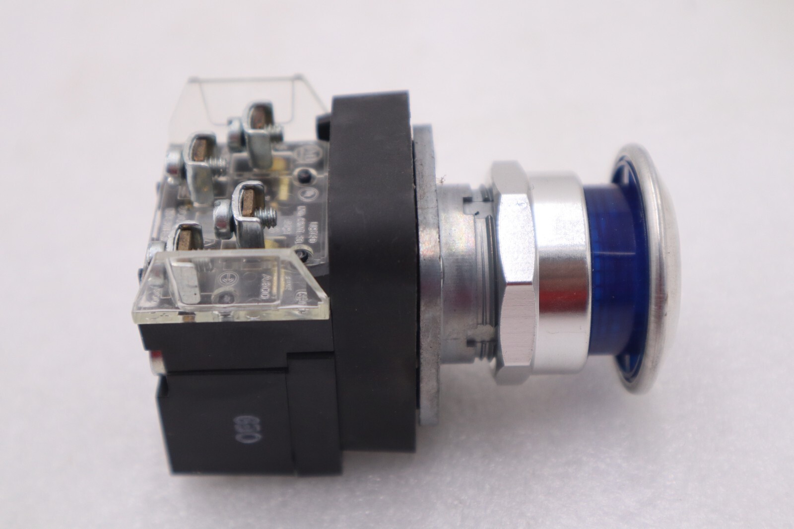 Used ALLEN BRADLEY 800T-FXQH2BA1 30MM PUSH-PULL DEVICE SER U STOCK #K-2382