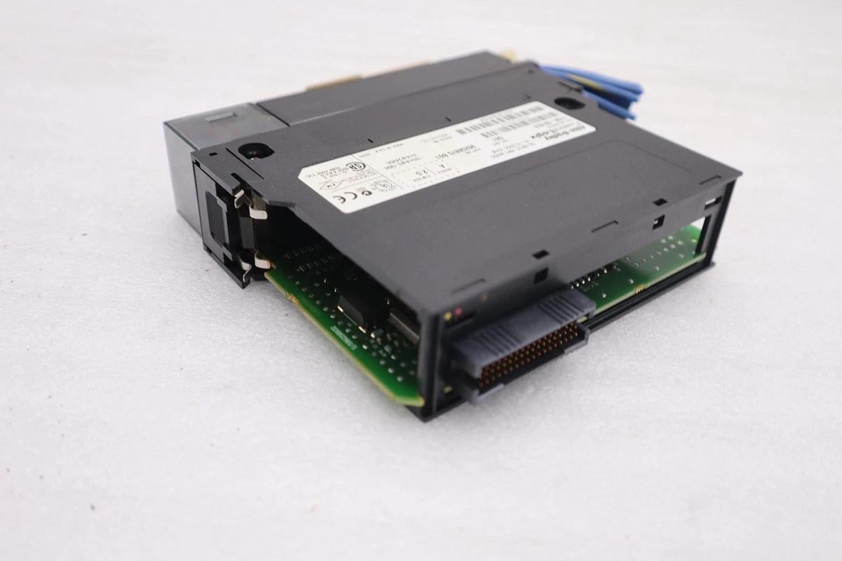 Used ALLEN BRADLEY AB 1756-IB16 /A SERIES A INPUT MODULE 1756IB16 STK 3534A