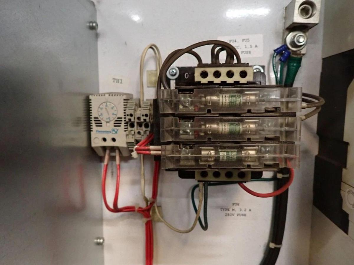 Used 20BD156A0AYNANC0 / B Allen Bradley 156 460V 125HP Powerflex 700 W/ CABINET #S612