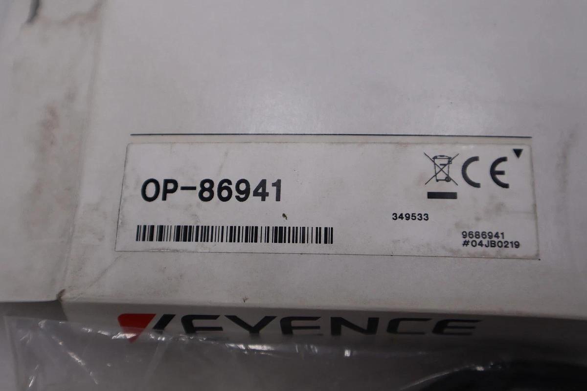 Used NEW IN BOX Keyence OP-86941 USB Connection Cable STOCK H1082A