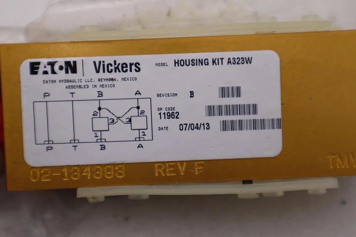 Used EATON VICKERS 02-184893 HOUSING KIT A323W MNIFLD STOCK H623A