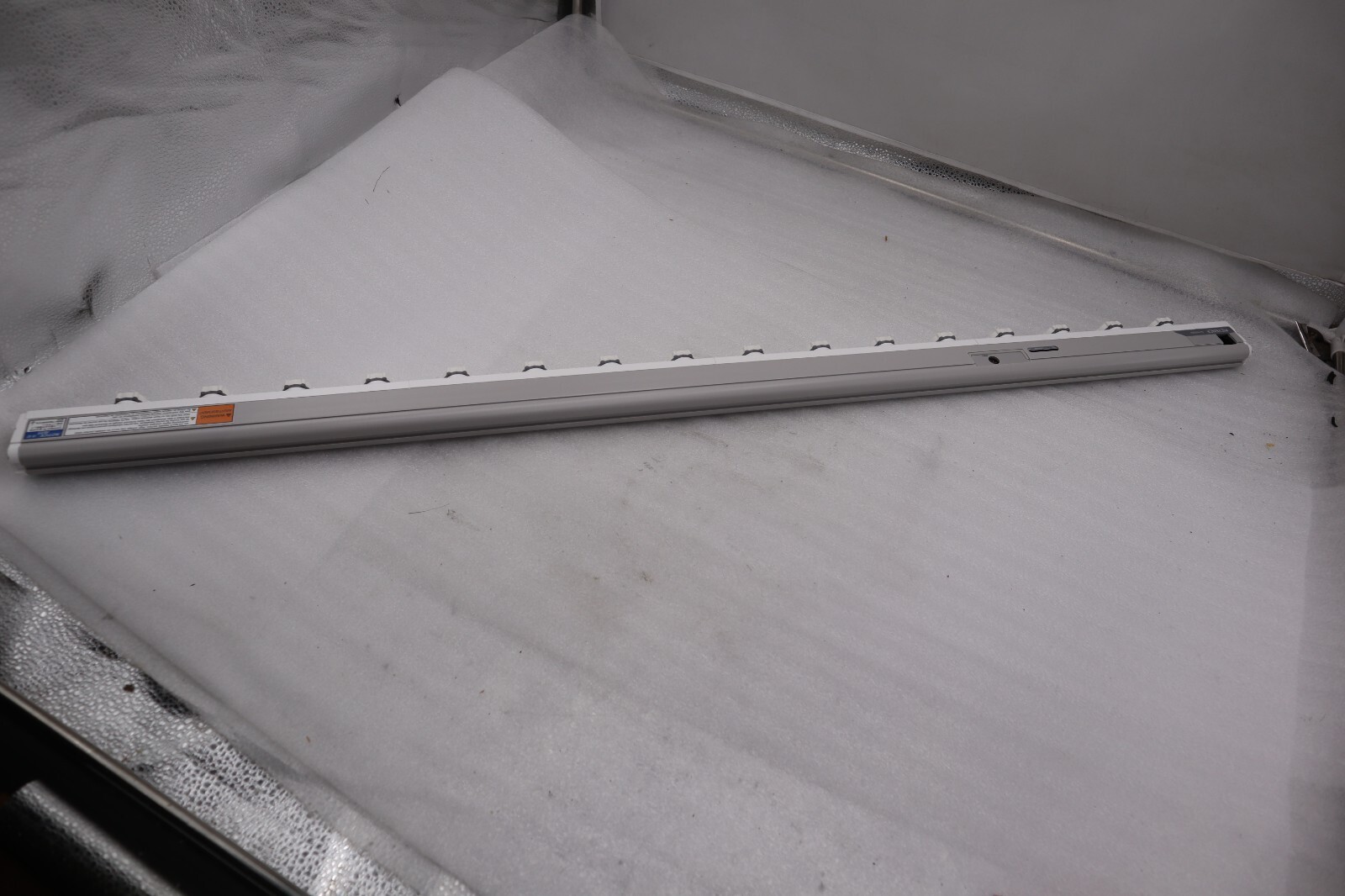 NEW KEYENCE SJ-H108A - Bar Type Main Unit, Standard Model 1080 mm STOCK 5115