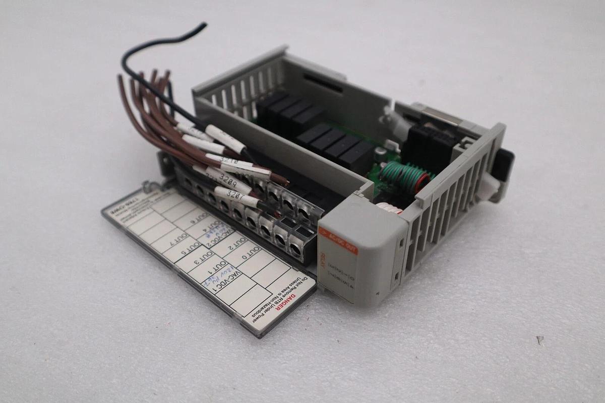 Used Allen Bradley 1769-OW8 Ser B CompactLogix 8-Channel VAC/VDC Relay Output Module