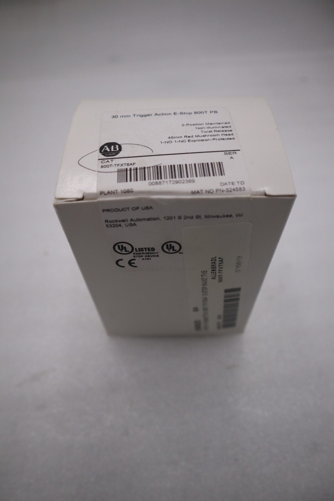 NEW IN BOX ALLEN BRADLEY 800T-TFXT6AF SER A E-STOP 800T STOCK G601A